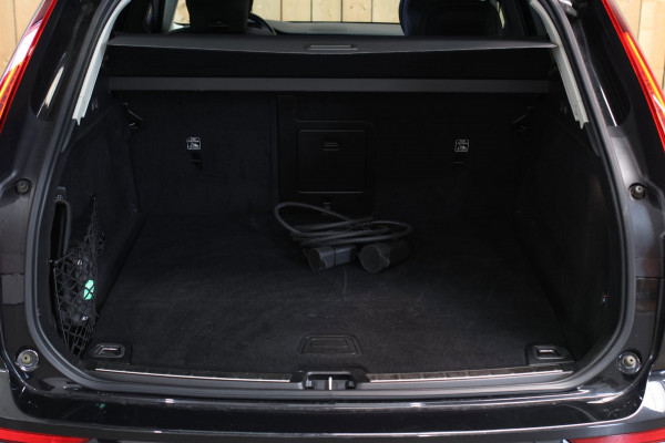 Volvo XC60 2.0 T8 Plug-in hybrid AWD Inscription *Pano*H/K*Trekhaak*Camera*