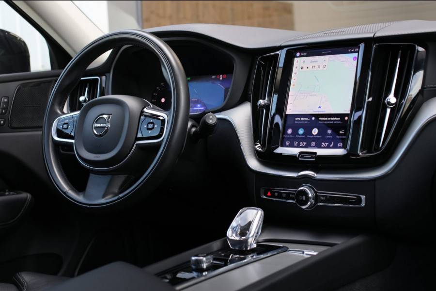 Volvo XC60 2.0 T8 Plug-in hybrid AWD Inscription *Pano*H/K*Trekhaak*Camera*