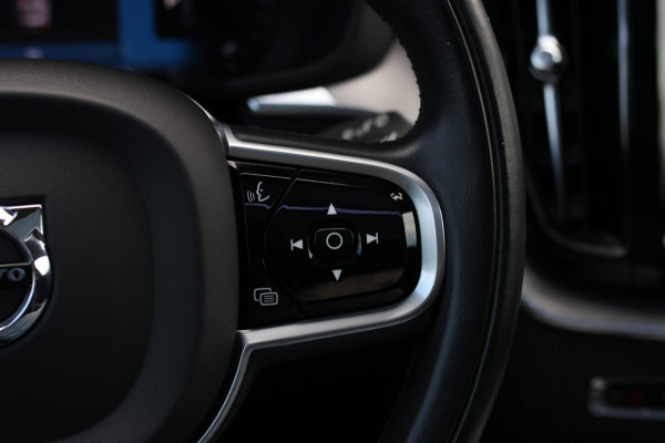 Volvo XC60 2.0 T8 Plug-in hybrid AWD Inscription *Pano*H/K*Trekhaak*Camera*