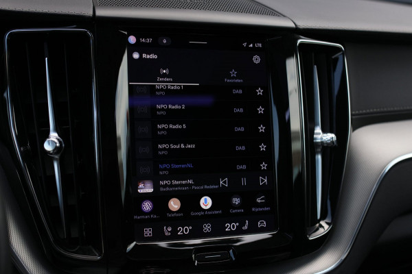 Volvo XC60 2.0 T8 Plug-in hybrid AWD Inscription *Pano*H/K*Trekhaak*Camera*