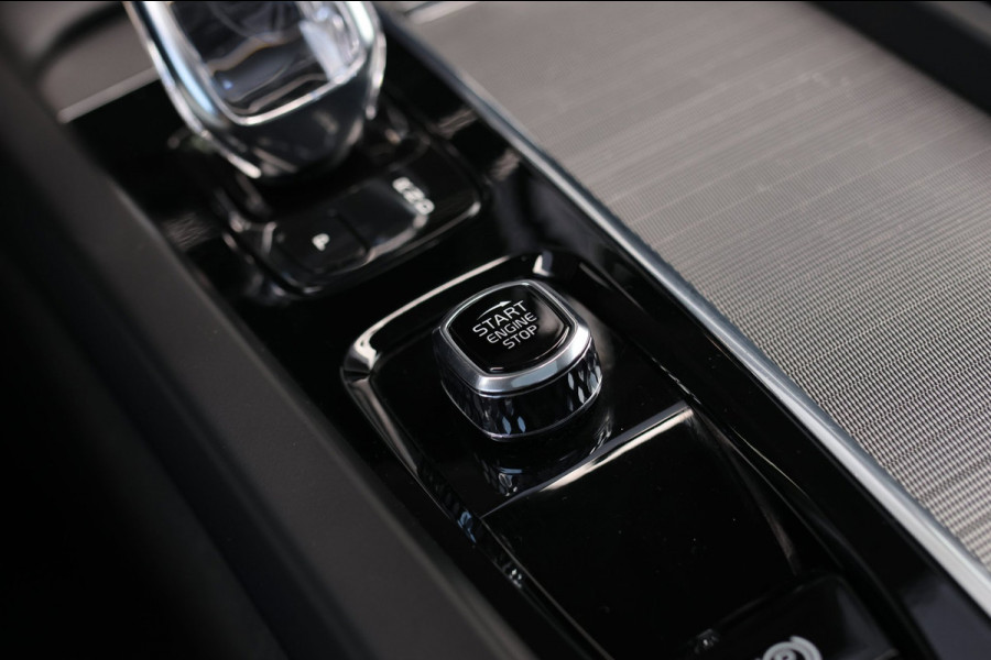 Volvo XC60 2.0 T8 Plug-in hybrid AWD Inscription *Pano*H/K*Trekhaak*Camera*