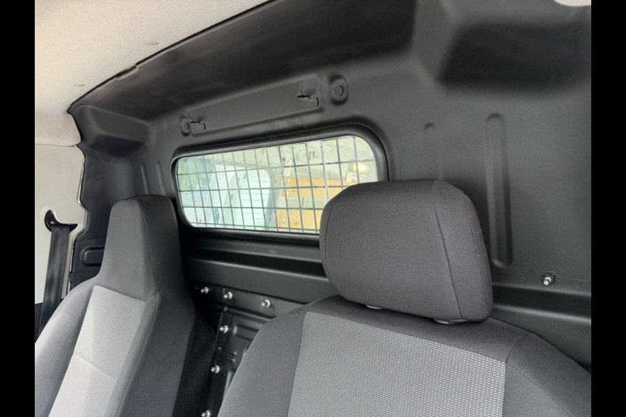 Peugeot Partner 1.2 PureTech Premium / benzine grijs kenteken / euro 6 / vaste prijs rijklaar € 11.750 ex btw / lease vanaf € 198 / airco / cruise / navi / raam in de schuifdeur / Apple Carplay Android auto
