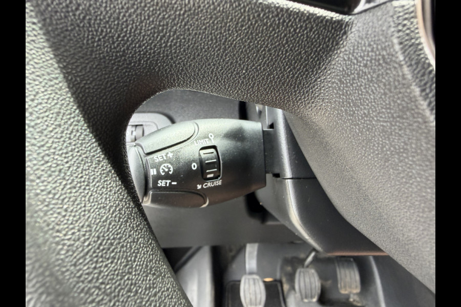 Peugeot Partner 1.2 PureTech Premium / benzine grijs kenteken / euro 6 / vaste prijs rijklaar € 11.750 ex btw / lease vanaf € 198 / airco / cruise / navi / raam in de schuifdeur / Apple Carplay Android auto