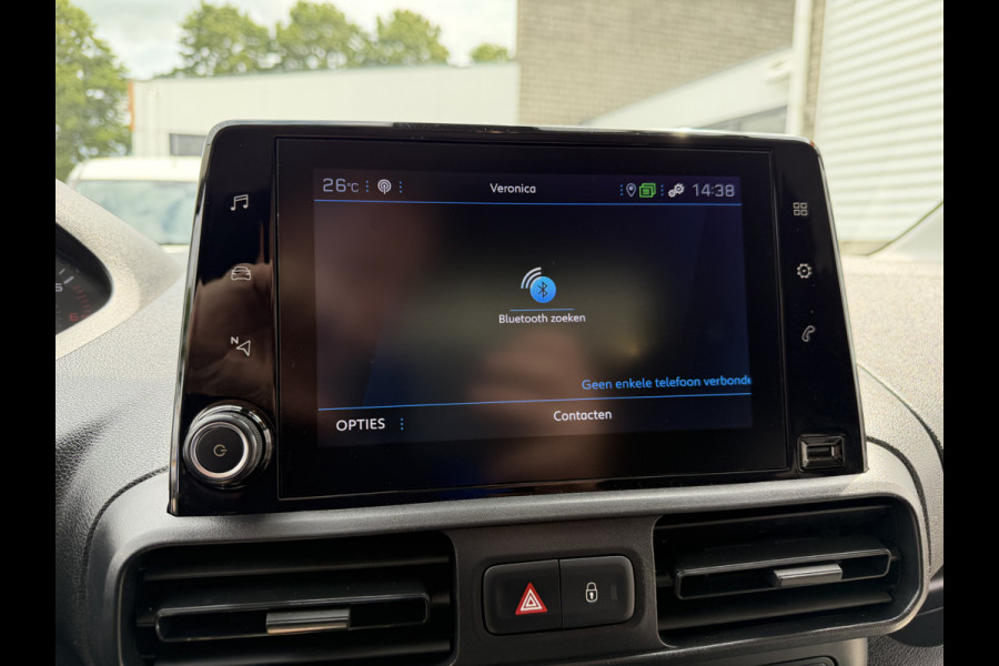 Peugeot Partner 1.2 PureTech Premium / benzine grijs kenteken / euro 6 / vaste prijs rijklaar € 11.750 ex btw / lease vanaf € 198 / airco / cruise / navi / raam in de schuifdeur / Apple Carplay Android auto