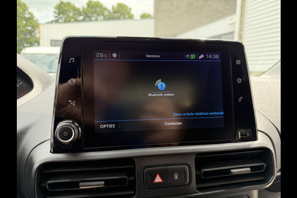Peugeot Partner 1.2 PureTech Premium / benzine grijs kenteken / euro 6 / vaste prijs rijklaar € 11.750 ex btw / lease vanaf € 198 / airco / cruise / navi / raam in de schuifdeur / Apple Carplay Android auto