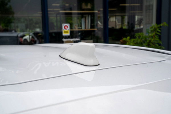 Toyota Yaris Cross 1.5 Hybrid Active|Prijs rijklaar incl 12 mnd garantie|Camera Clima Stoelverwarming Carplay
