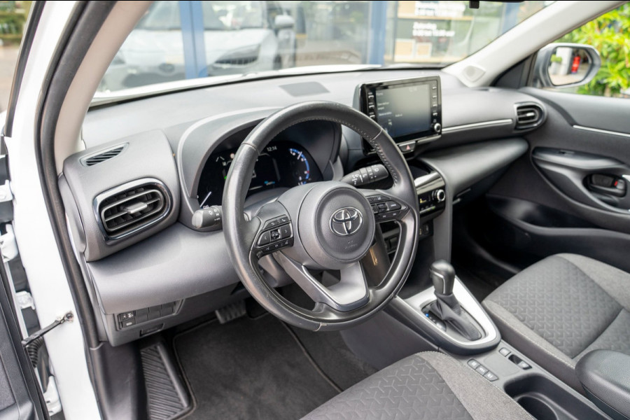 Toyota Yaris Cross 1.5 Hybrid Active|Prijs rijklaar incl 12 mnd garantie|Camera Clima Stoelverwarming Carplay