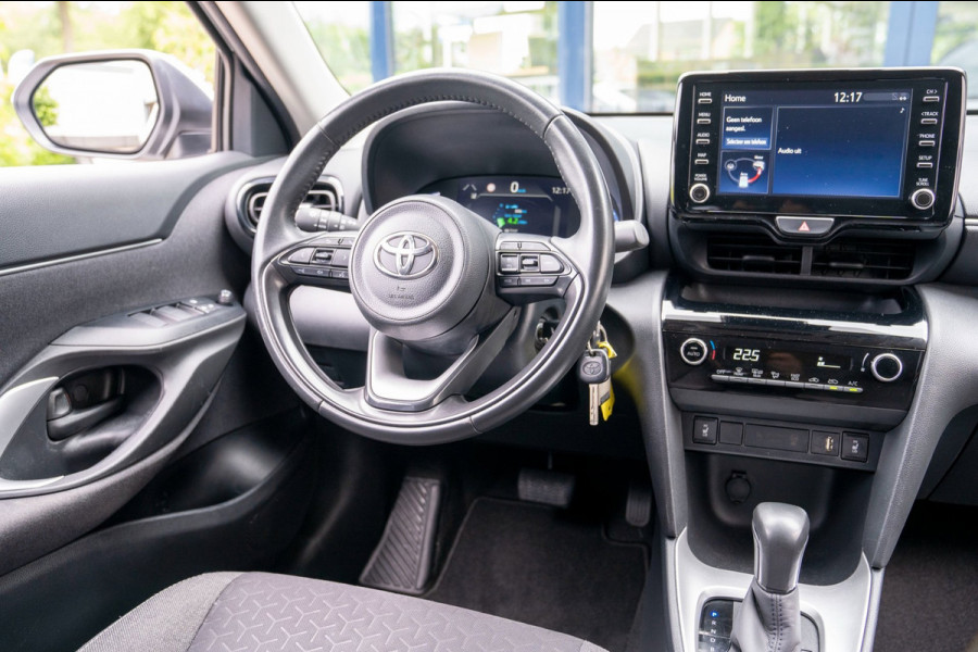 Toyota Yaris Cross 1.5 Hybrid Active|Prijs rijklaar incl 12 mnd garantie|Camera Clima Stoelverwarming Carplay