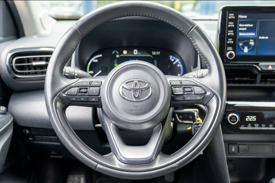 Toyota Yaris Cross 1.5 Hybrid Active|Prijs rijklaar incl 12 mnd garantie|Camera Clima Stoelverwarming Carplay