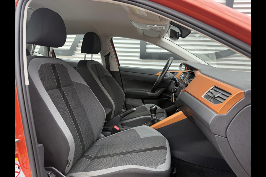 Volkswagen Polo 1.0 TSI Highline R-Line|1e Eigenaar|Navi|Carplay|Stoelverw|Adap cruise|PDC V+A|Airco|APK tot 03-2027