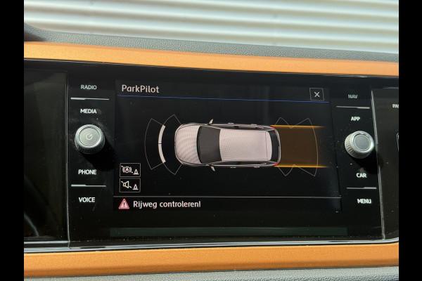 Volkswagen Polo 1.0 TSI Highline R-Line|1e Eigenaar|Navi|Carplay|Stoelverw|Adap cruise|PDC V+A|Airco|APK tot 03-2027