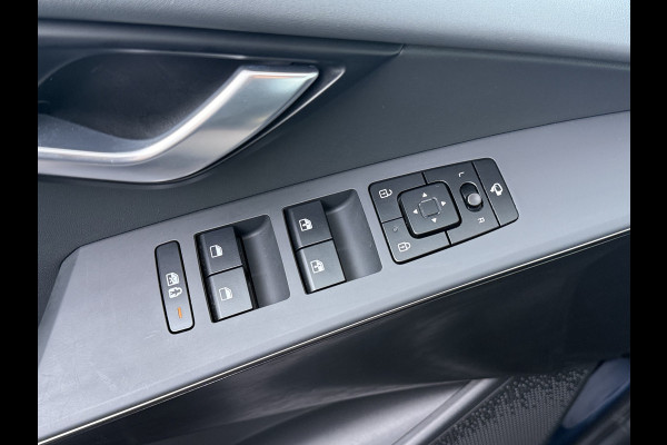 Kia Niro EV Air 64.8 kWh - Elektrische bestuurdersstoel - Stoel/Stuur Verwarming - Adaptive Cruise Control - Fabrieksgarantie tot 06-2032