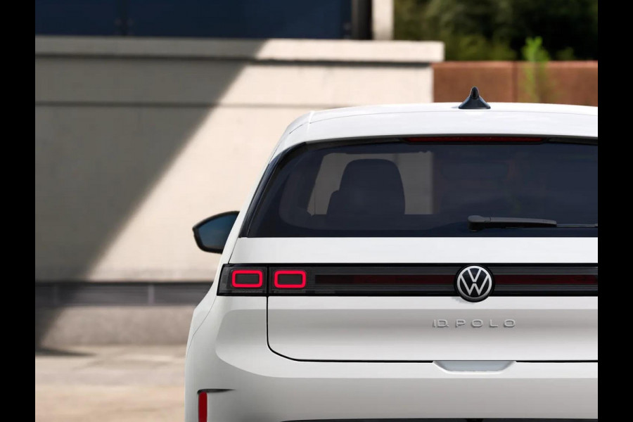 Volkswagen ID. Polo Life First Edition 52 kWh accu, 155 kW / 211 PK Ha Achteruitrijcamera | Carplay