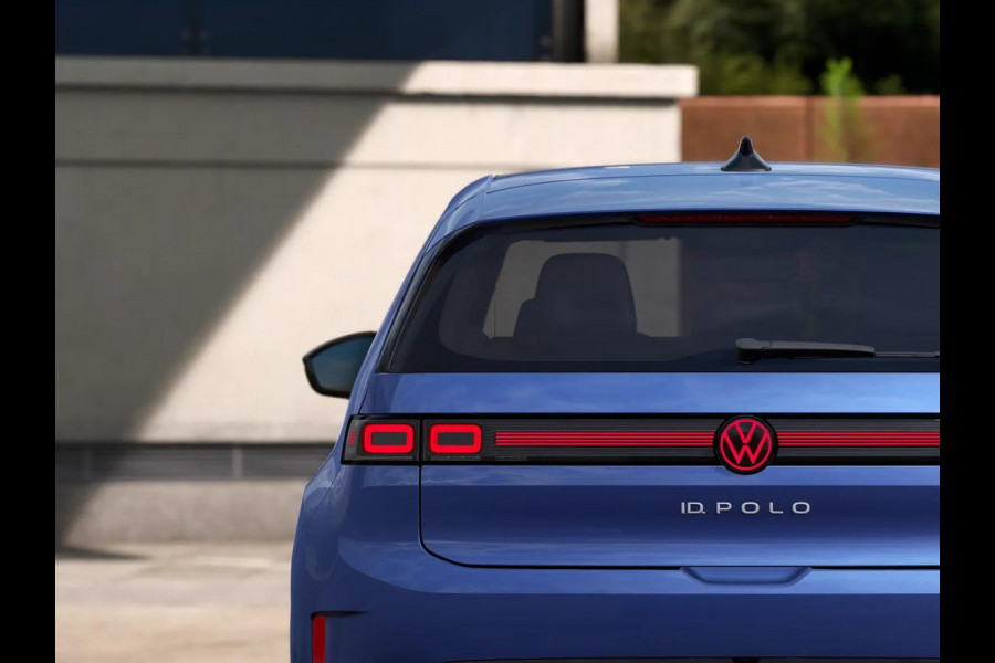 Volkswagen ID. Polo Style First Edition 52 kWh accu, 155 kW / 211 PK H Achteruitrijcamera | Carplay