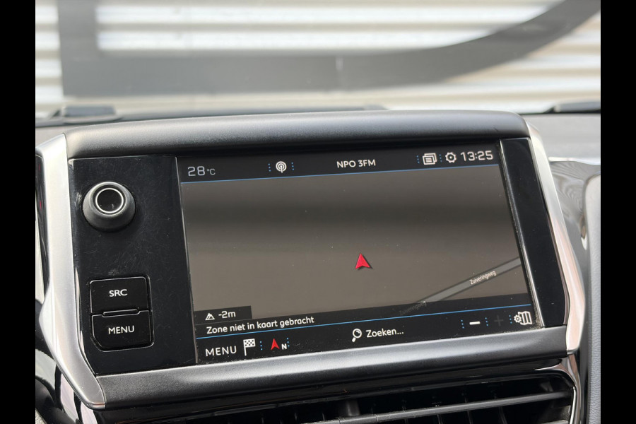 Peugeot 208 1.2 PureTech Blue Lion Navi|Carplay|Cruise|Trekhaak|PDC|Airco|N.A.P|APK tot 03-2027