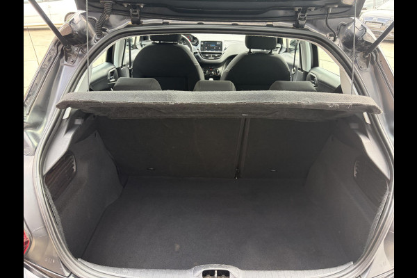 Peugeot 208 1.2 PureTech Blue Lion Navi|Carplay|Cruise|Trekhaak|PDC|Airco|N.A.P|APK tot 03-2027