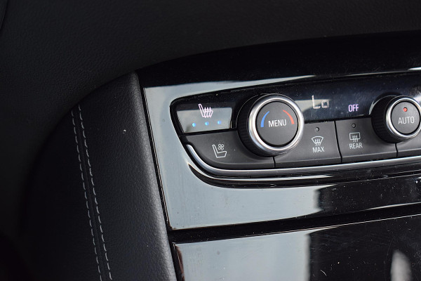 Opel Grandland X 1.2 Turbo Ultimate | Pano | Leer | Stuur- en Stoelverw. | Memory | CarPlay