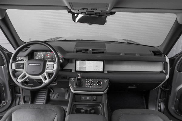 Land Rover Defender 110 2.0 D240 110 HSE 7-Pers Pano Trekhaak ACC Meridian