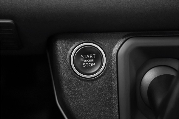 Land Rover Defender 110 2.0 D240 110 HSE 7-Pers Pano Trekhaak ACC Meridian
