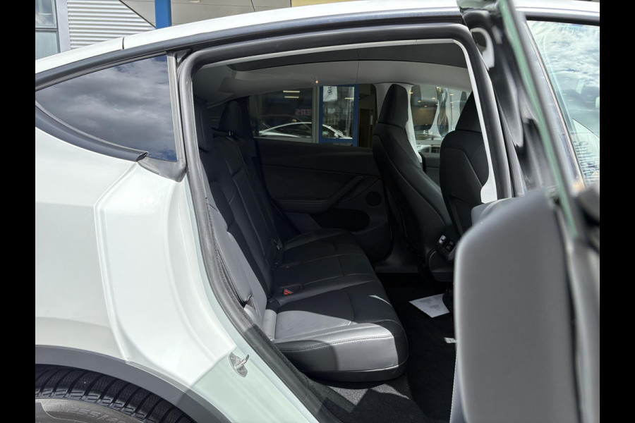 Tesla Model Y Long Range AWD 75 kWh | 93,6% SOH | Leder | Panoramadak | Winterset |