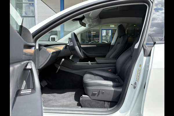 Tesla Model Y Long Range AWD 75 kWh | 93,6% SOH | Leder | Panoramadak | Winterset |