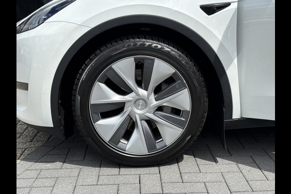 Tesla Model Y Long Range AWD 75 kWh | 93,6% SOH | Leder | Panoramadak | Winterset |