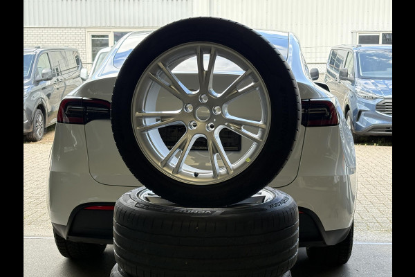 Tesla Model Y Long Range AWD 75 kWh | 93,6% SOH | Leder | Panoramadak | Winterset |