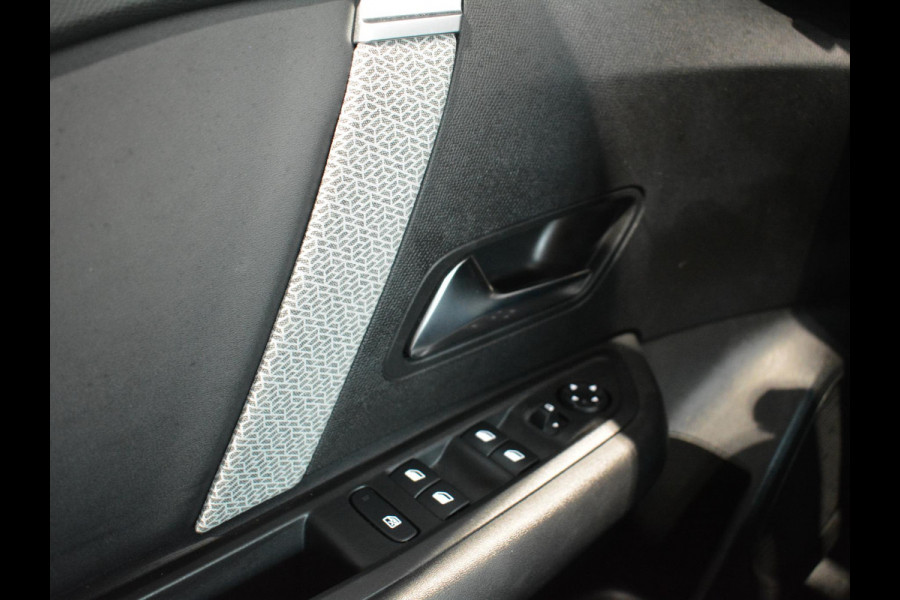 Citroën Ë-C4 You 50 kWh | Ambiance Urban Grey Comfort Seats | Achteruitrijcamera  | Apple CarPlay / Android Auto | Climate Control |