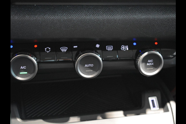 Citroën Ë-C4 You 50 kWh | Ambiance Urban Grey Comfort Seats | Achteruitrijcamera  | Apple CarPlay / Android Auto | Climate Control |