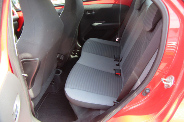 Toyota Aygo 1.0 VVT-i x-play, Camera, Cruise Control, Carplay