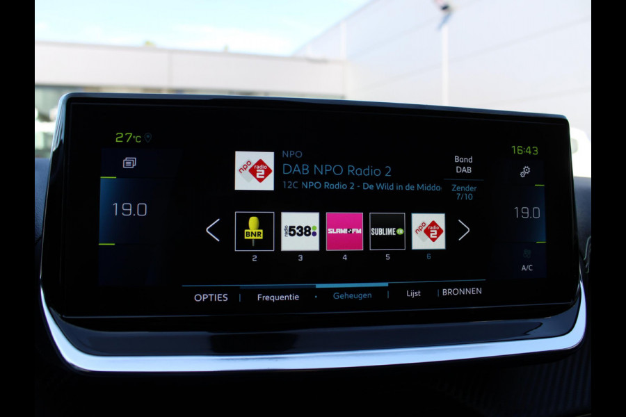 Peugeot e-208 EV GT 350 50 kWh | APPLE CARPLAY / ANDROID AUTO | ACHTERUITRIJCAMERA | CRUISE CONTROL |