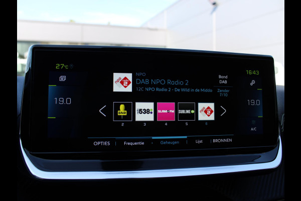 Peugeot e-208 EV GT 350 50 kWh | APPLE CARPLAY / ANDROID AUTO | ACHTERUITRIJCAMERA | CRUISE CONTROL |