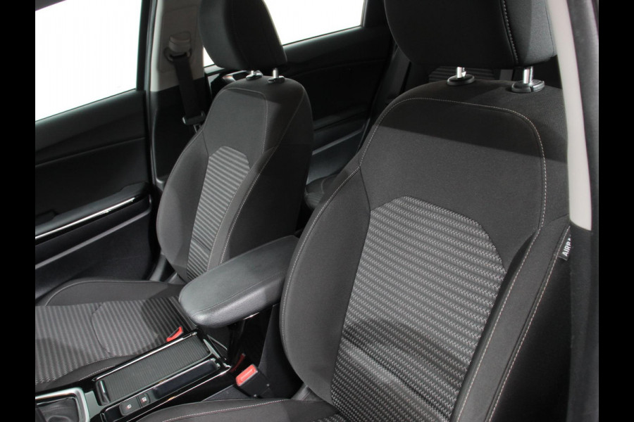 Kia Ceed Sportswagon 1.6 GDI PHEV Automaat DynamicPlusLine Navigatie Apple Carplay Android Auto Camera Parkeersensoren Adaptive Cruise Control Stoel- en stuurverwarming Climate Control Lichtmetalen velgen