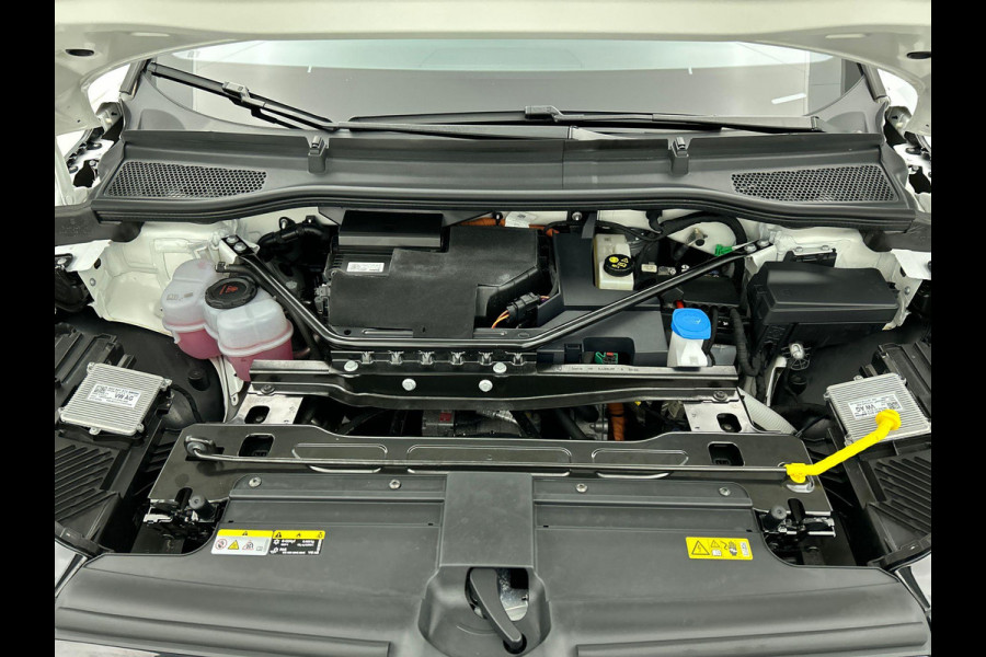 Škoda ENYAQ iV 80 Sportline Navigatie Climate Pack Camera DAB Led Lichtmetalen Velgen Parkeer sensoren