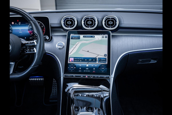 Mercedes-Benz C-Klasse C300 AMG Line - BTW l Pano l 360cam l Sfeerverlichting