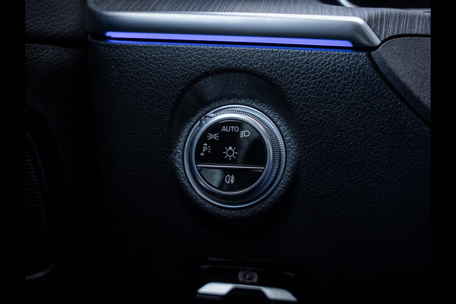 Mercedes-Benz C-Klasse C300 AMG Line - BTW l Pano l 360cam l Sfeerverlichting