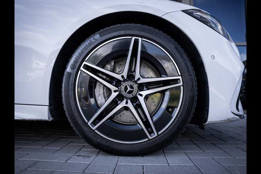 Mercedes-Benz C-Klasse C300 AMG Line - BTW l Pano l 360cam l Sfeerverlichting