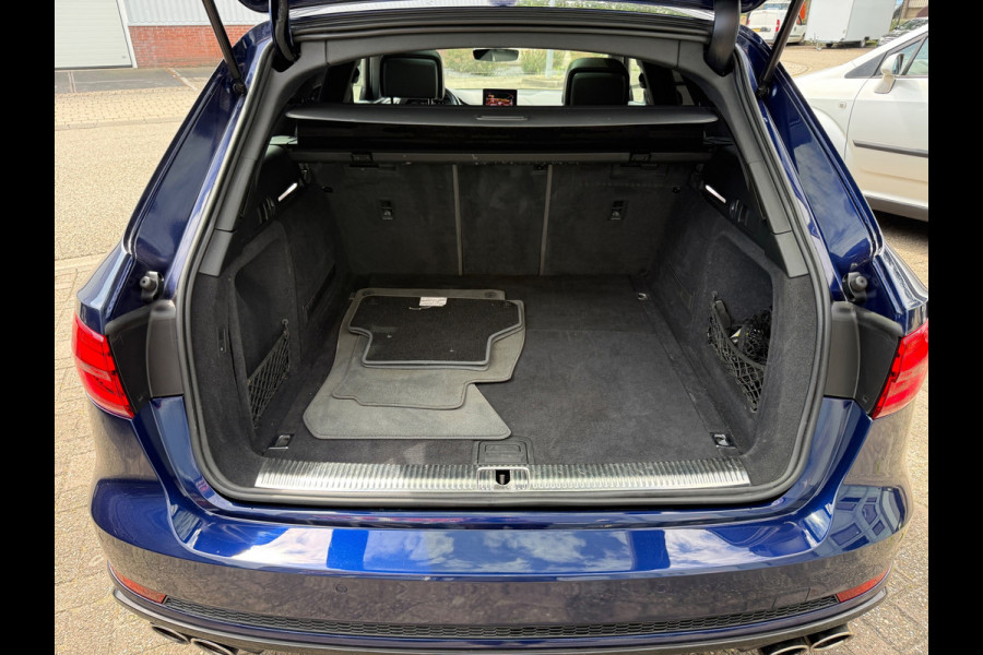 Audi A4 Avant 3.0 TFSI S4 2018 QUATTRO PRO-LINE PLUS PANO MATRIX ALCANTA