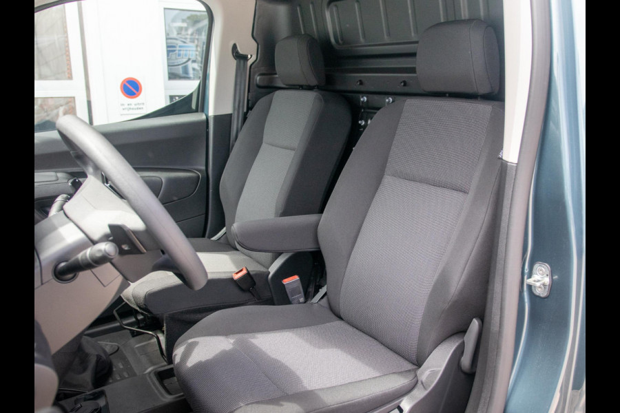 Fiat E-Doblò 136 L2 50 kWh | Navi | Stoelverwarming | Laadruimte Pack | Apple Carplay | Camera | BSM | PDC V&A | LED