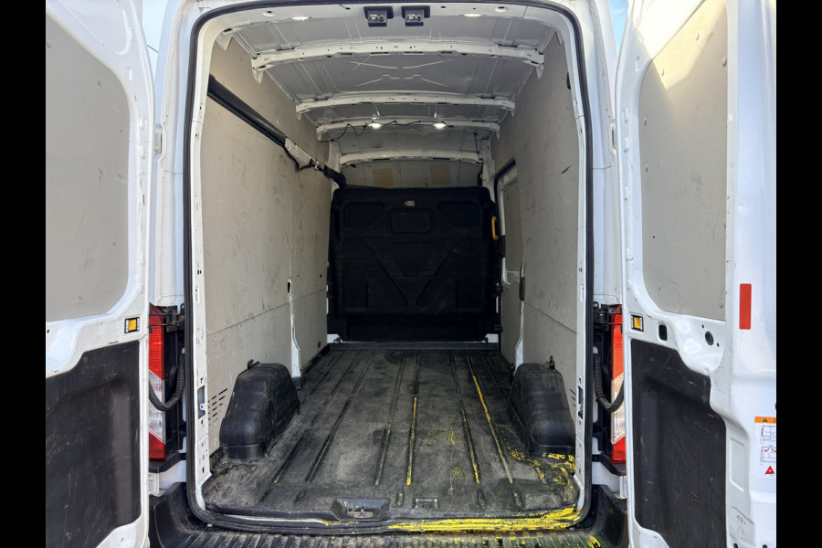 Ford Transit 350 2.0 TDCI 170PK L3H3 Airco Cruise Control Parkeersensoren v+a Voorruitverwarming