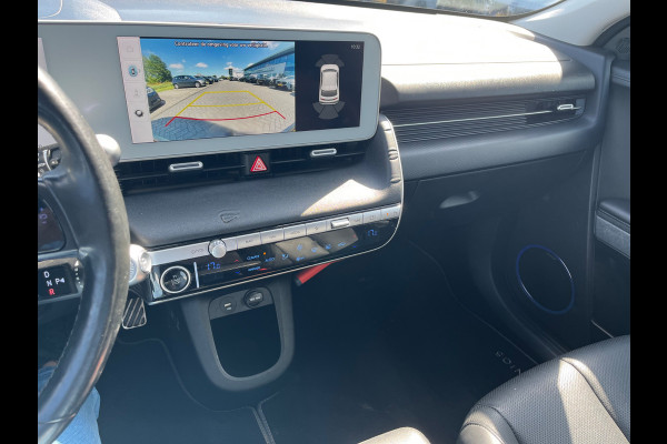 Hyundai IONIQ 5 Connect+ 73kWh / Trekhaak / Camera / Head-up / Leder / CarPlay / V2L / 19'' / Warmtepomp / Stoelverwarming / Dodehoek / DAB / ACC