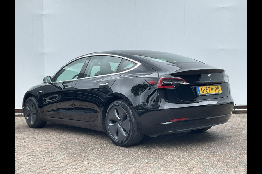 Tesla Model 3 Standard RWD Plus 60 kWh Autopilot Black magic