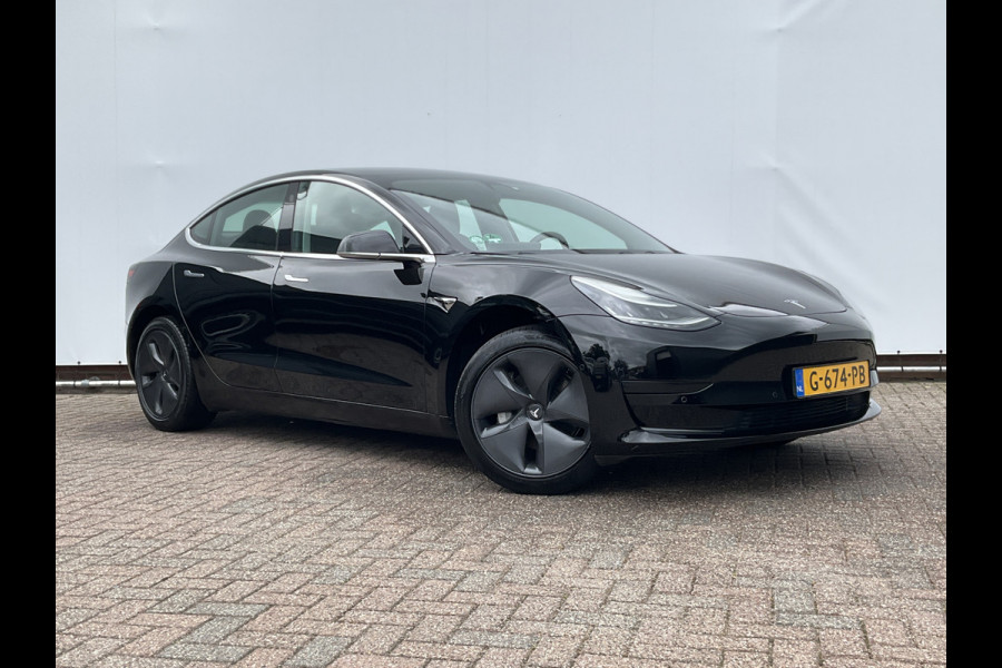 Tesla Model 3 Standard RWD Plus 60 kWh Autopilot Black magic