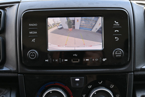 Fiat Ducato L2H2 2.2 MultiJet 140 pk 3.5t Camera, Cruise control, 270 Graden deuren