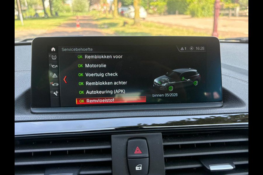 BMW 1-serie 118i SPORT EDITION/NAVI/CRUISE/DEALER ONDERHOUDEN