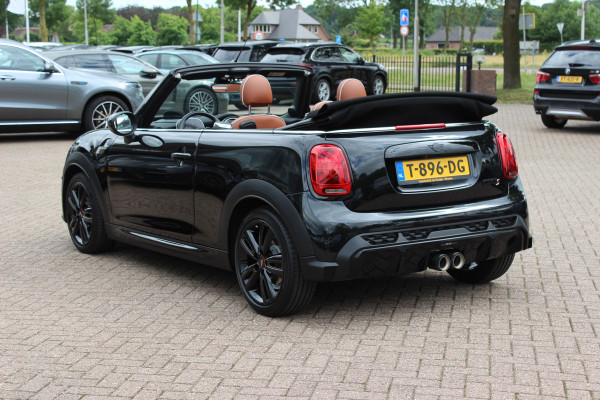 MINI Cabrio 2.0 Cooper S Rockingham GT Edition / Camera / Head-up / Leder / CarPlay / 17'' / Keyless / Windscherm / Stoelverwarming / DAB / Cruise Control