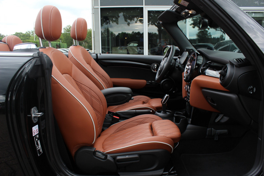 MINI Cabrio 2.0 Cooper S Rockingham GT Edition / Camera / Head-up / Leder / CarPlay / 17'' / Keyless / Windscherm / Stoelverwarming / DAB / Cruise Control