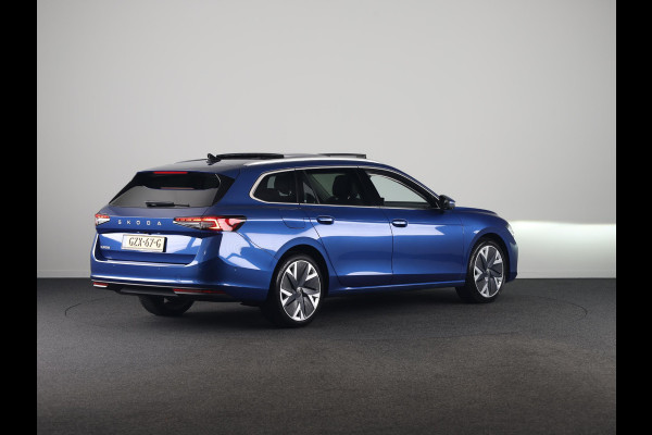Škoda Superb Combi 1.5 TSI MHEV First Edition 150 pk Automaat (DSG) | Verlengde garantie | Navigatie | Panoramadak | Parkeersensoren (Park assist) | Rondomzicht camera | Matrix LED koplampen |