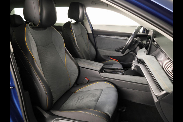 Škoda Superb Combi 1.5 TSI MHEV First Edition 150 pk Automaat (DSG) | Verlengde garantie | Navigatie | Panoramadak | Parkeersensoren (Park assist) | Rondomzicht camera | Matrix LED koplampen |