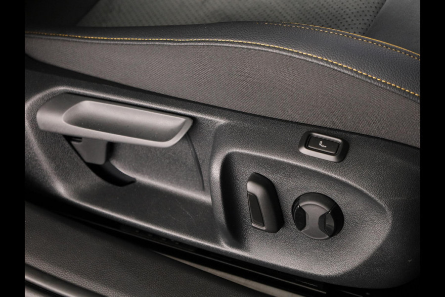 Škoda Superb Combi 1.5 TSI MHEV First Edition 150 pk Automaat (DSG) | Verlengde garantie | Navigatie | Panoramadak | Parkeersensoren (Park assist) | Rondomzicht camera | Matrix LED koplampen |